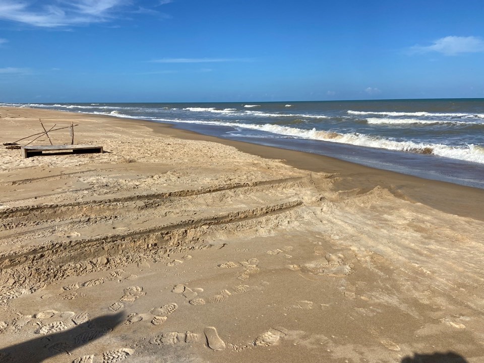 Leia mais sobre o artigo Iema reforça orientação sobre a proibição do trânsito de veículos na faixa de areia das praias