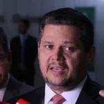 SENADO mantém PEC 6×1 travada